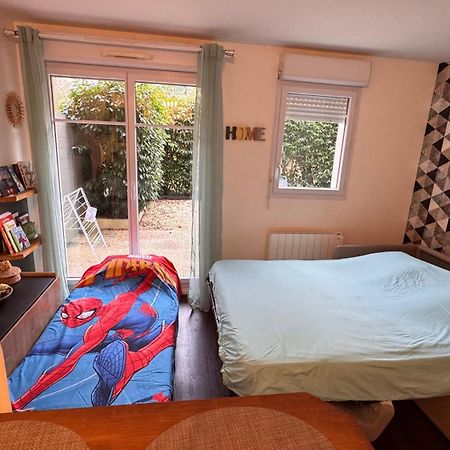 Appartement T2 Rez De Jardin - Disneyland Paris 6 Min Bussy-Saint-Georges Bagian luar foto