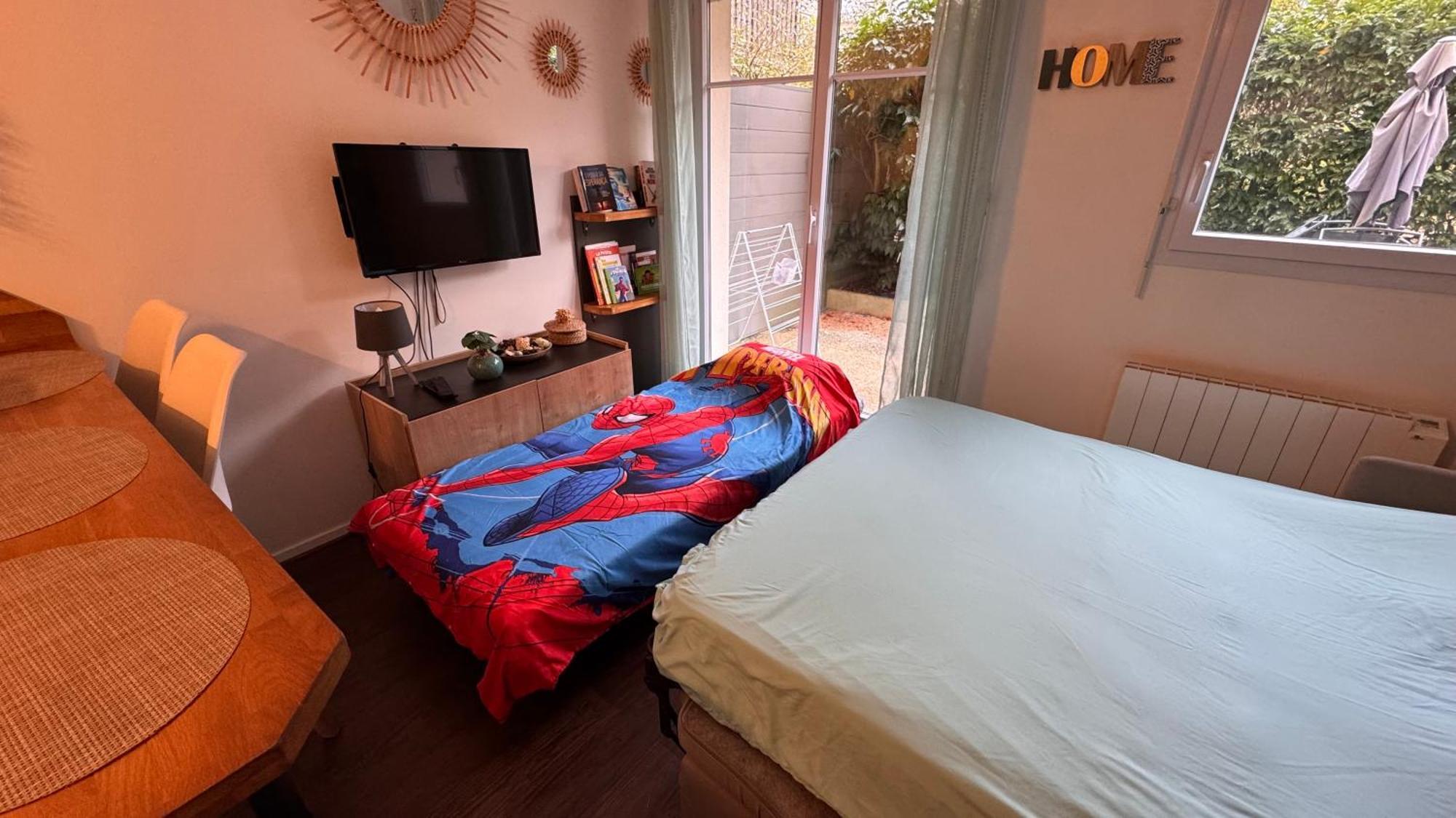 Appartement T2 Rez De Jardin - Disneyland Paris 6 Min Bussy-Saint-Georges Bagian luar foto