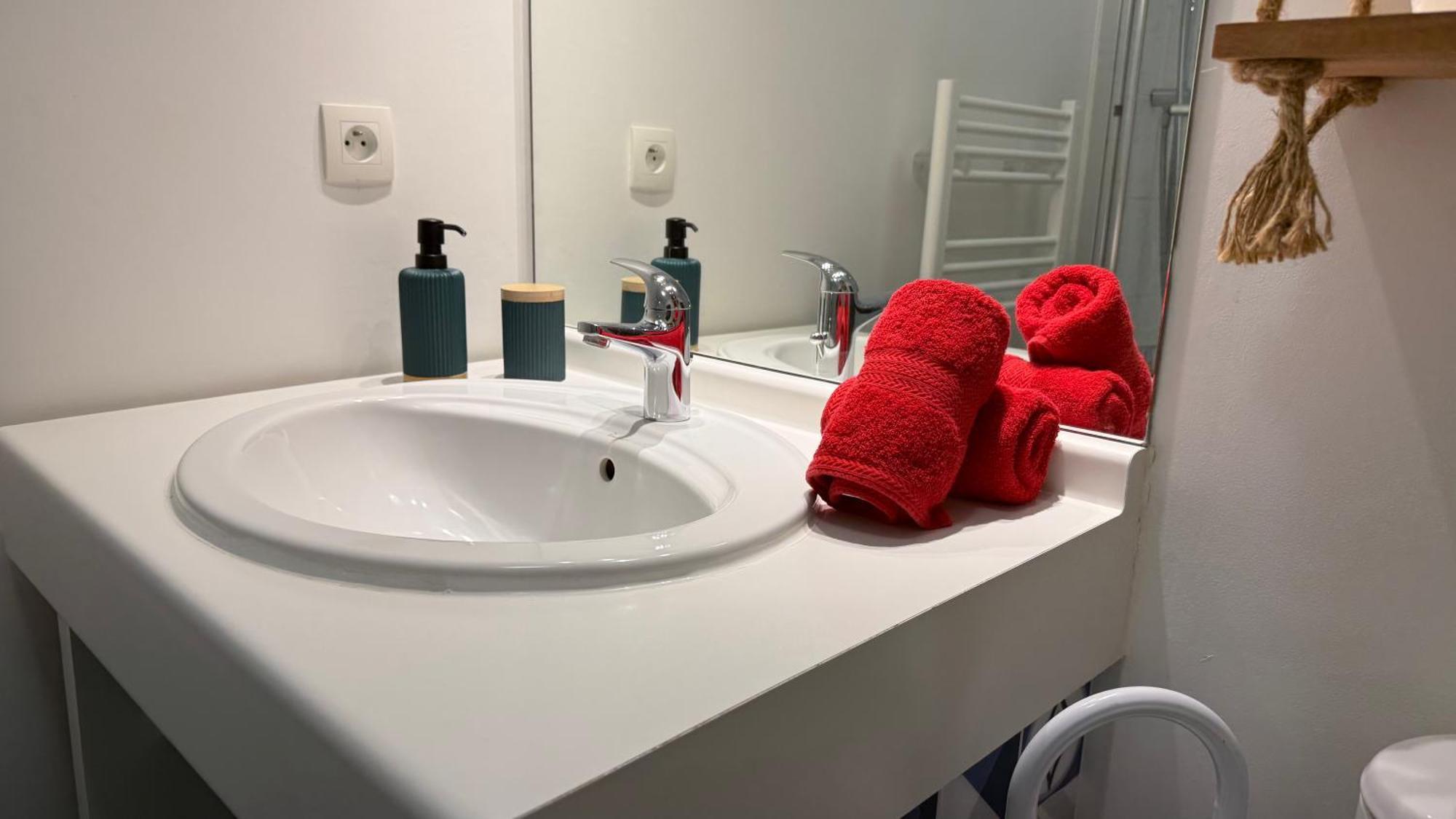Appartement T2 Rez De Jardin - Disneyland Paris 6 Min Bussy-Saint-Georges Bagian luar foto