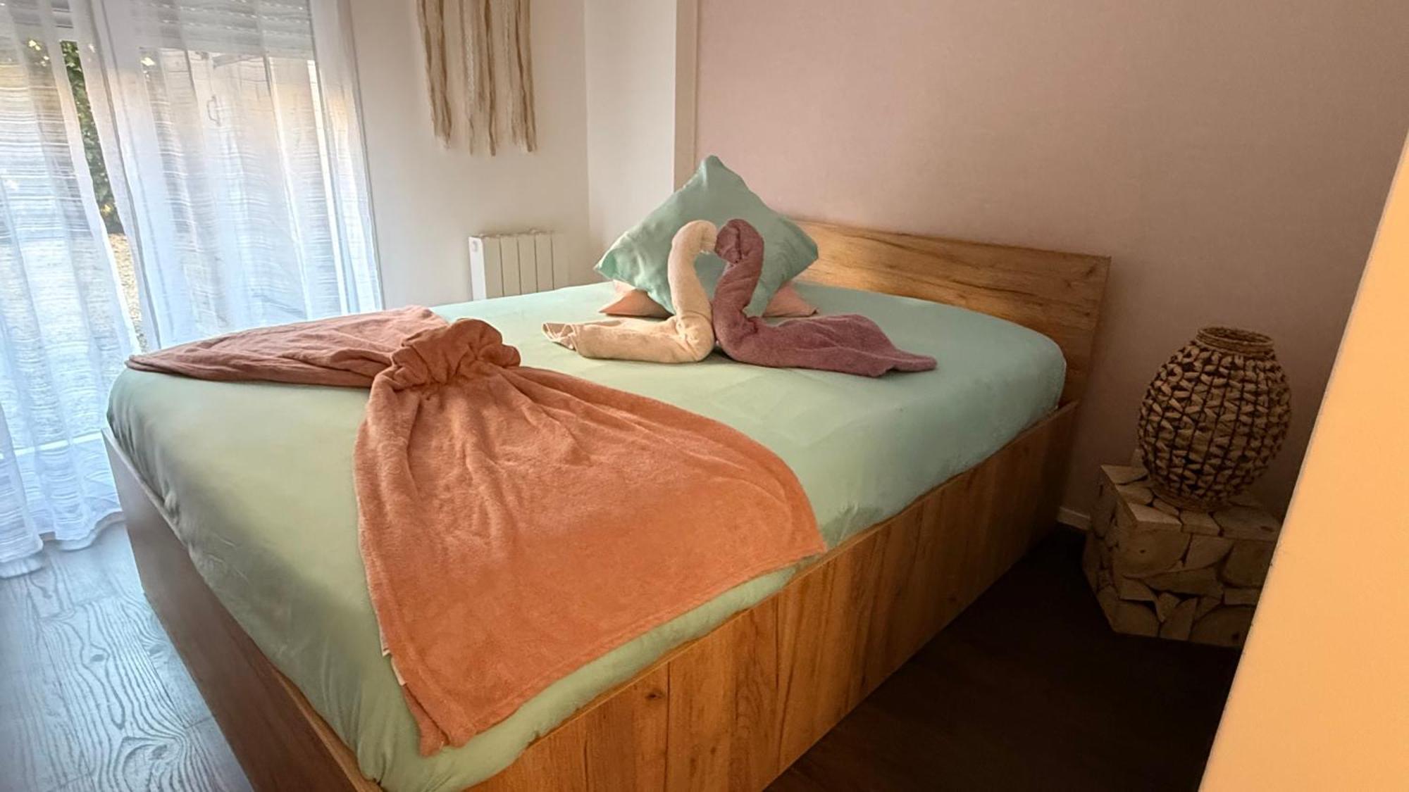 Appartement T2 Rez De Jardin - Disneyland Paris 6 Min Bussy-Saint-Georges Bagian luar foto